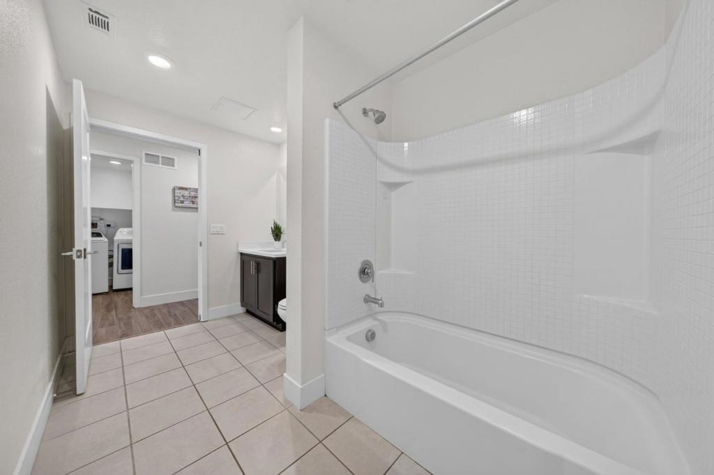 3690 Innovation Way 303 Property Photo 27
