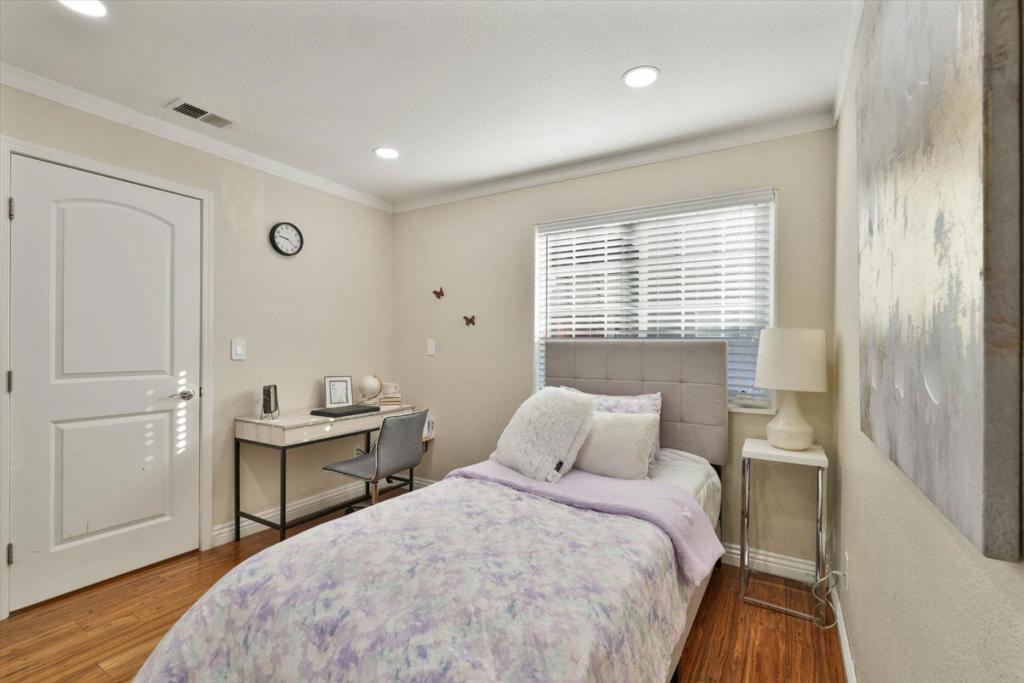 2979 Silverland Drive Property Photo 31