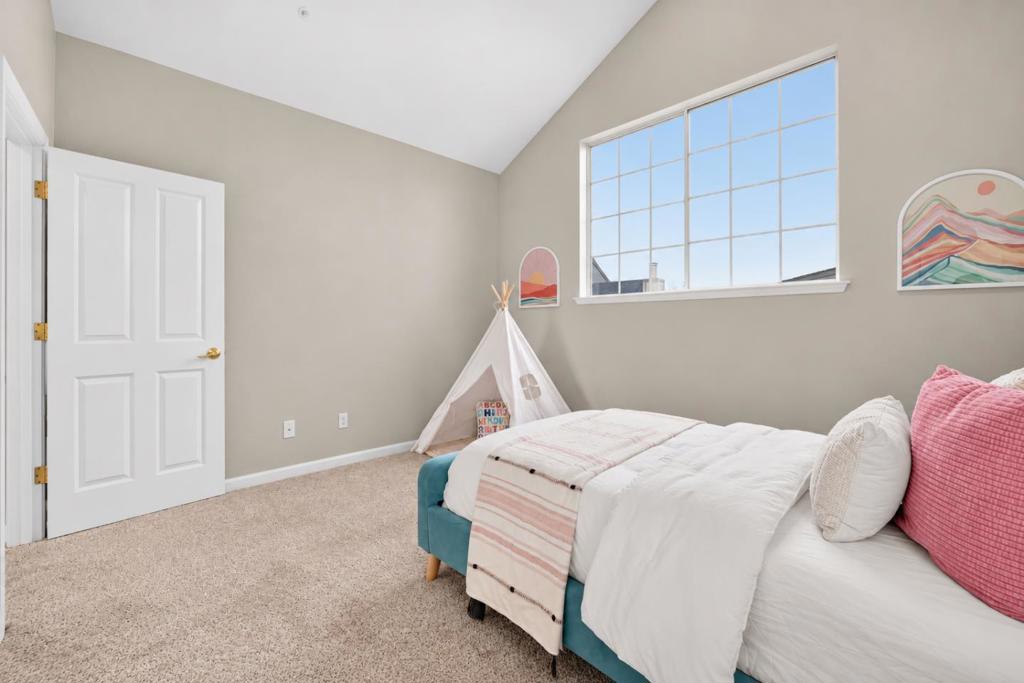 693 Windsor Terrace Property Photo 31