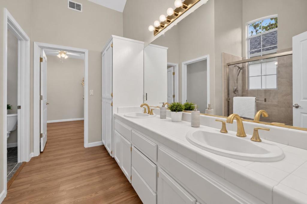 693 Windsor Terrace Property Photo 32