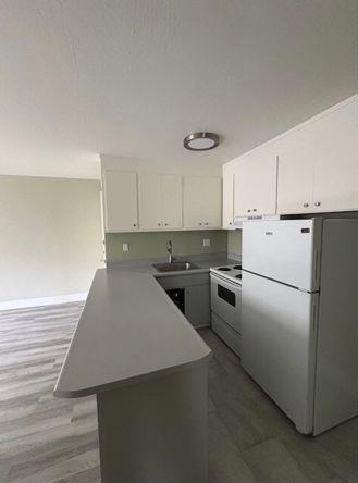 5412 Claremont Avenue Property Photo 12