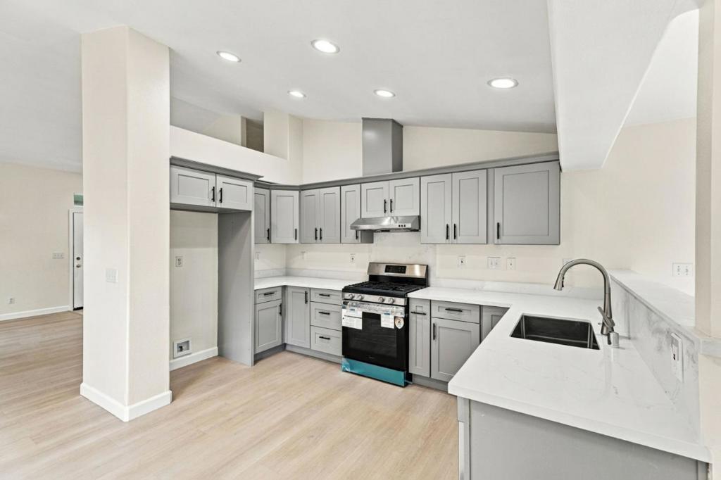 1181 Jacqueline Drive Property Photo 9