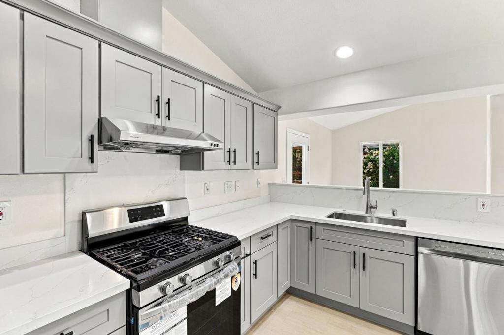 1181 Jacqueline Drive Property Photo 10
