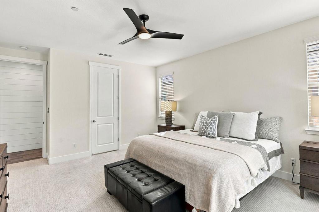 1612 Goldenstar Court Property Photo 23