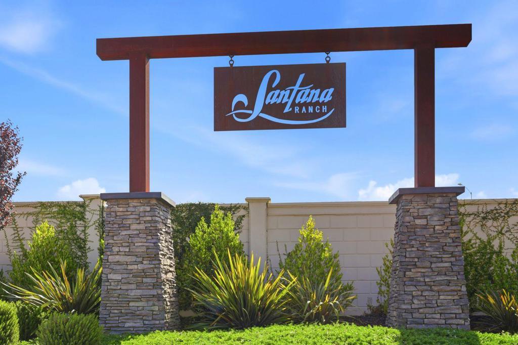 1612 Goldenstar Court Property Photo 34