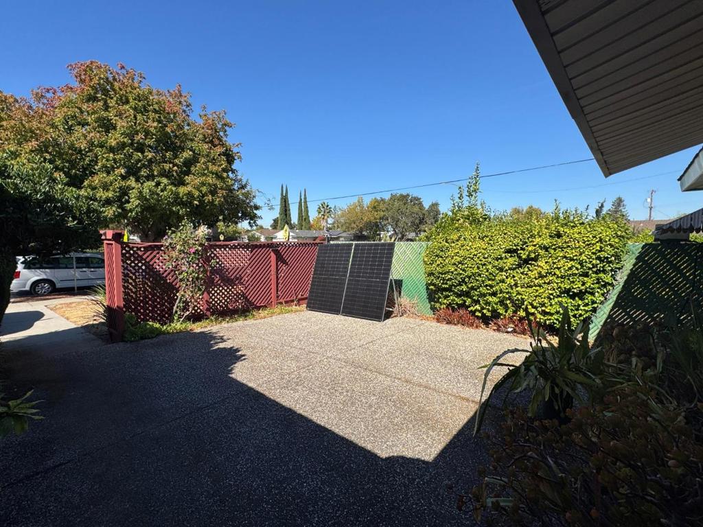 5008 Leigh Avenue Property Photo 5