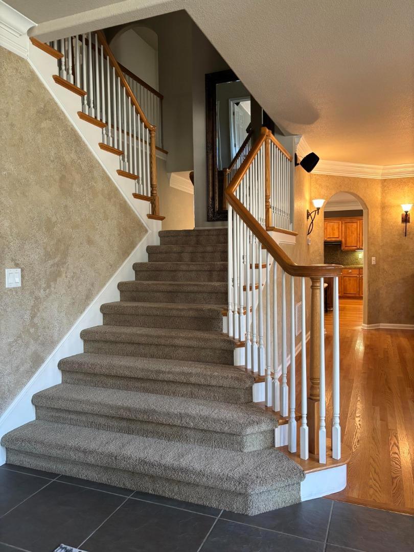 1190 Squirrel Creek Place Property Photo 7