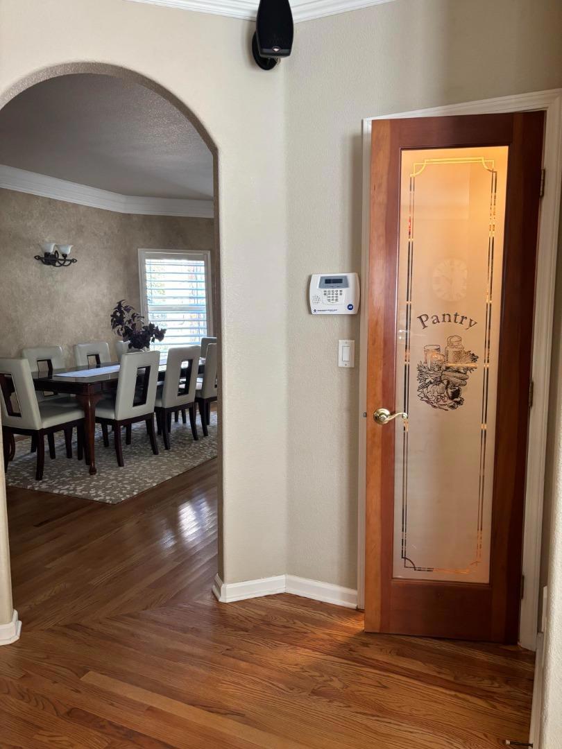 1190 Squirrel Creek Place Property Photo 12