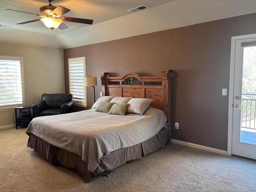 1190 Squirrel Creek Place Property Photo 21