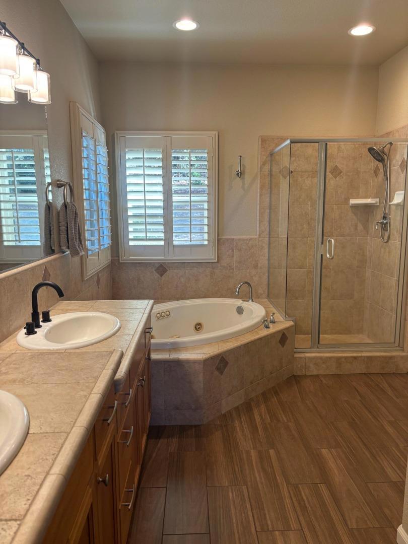 1190 Squirrel Creek Place Property Photo 23