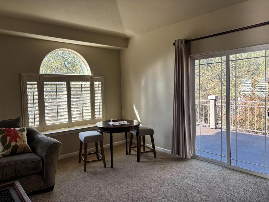 1190 Squirrel Creek Place Property Photo 31