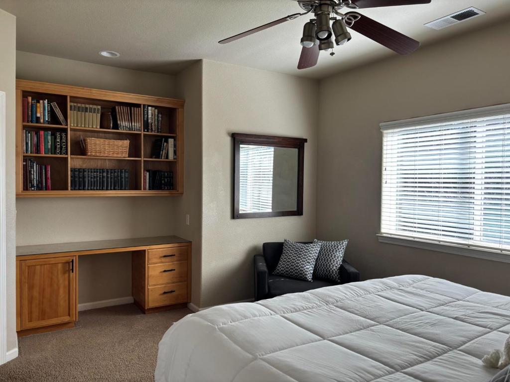 1190 Squirrel Creek Place Property Photo 41