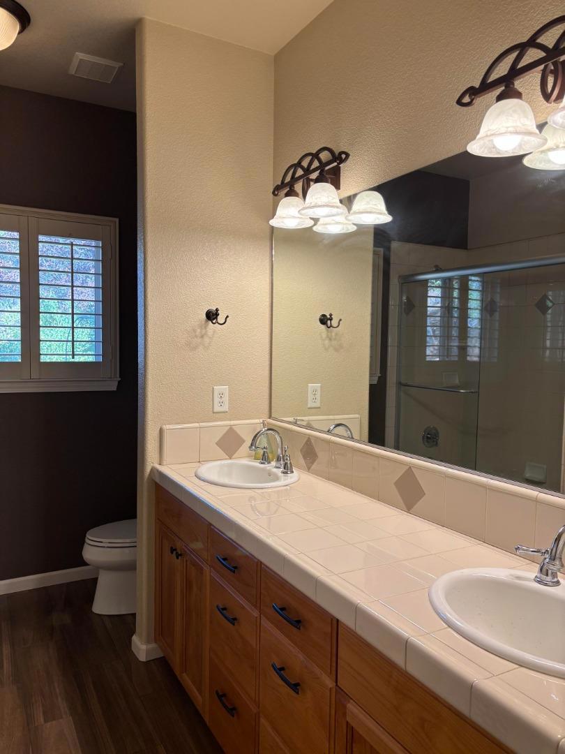 1190 Squirrel Creek Place Property Photo 45