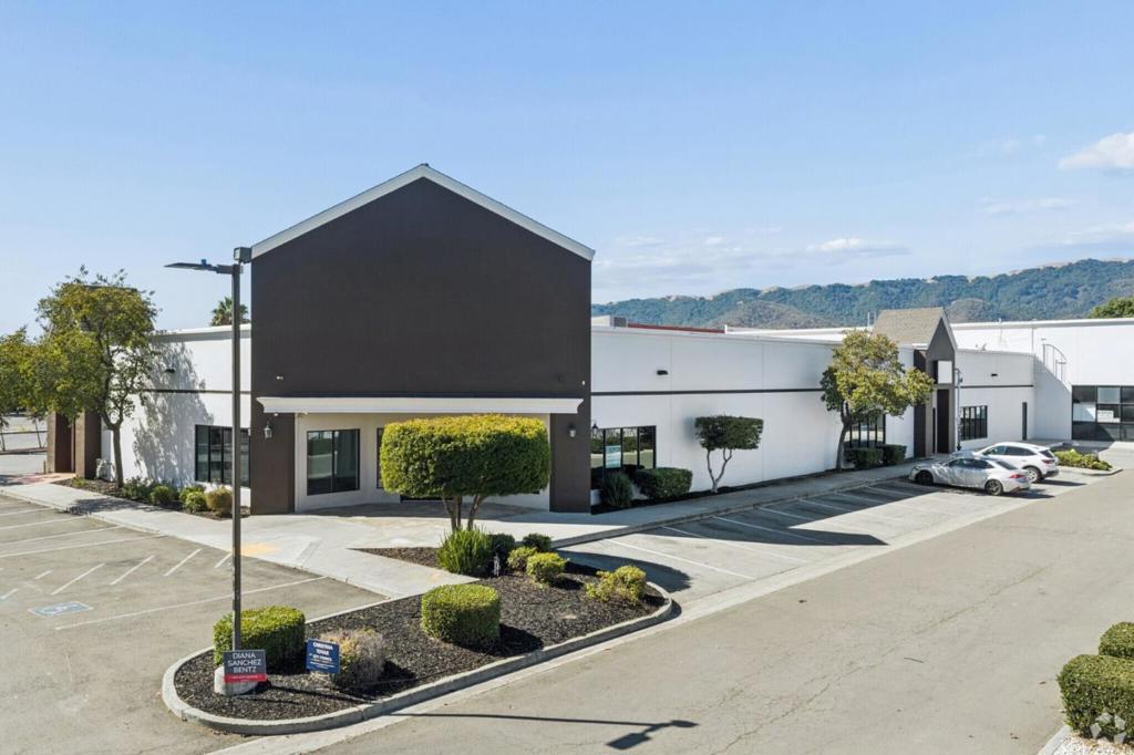 ML82064458 Property Photo 1