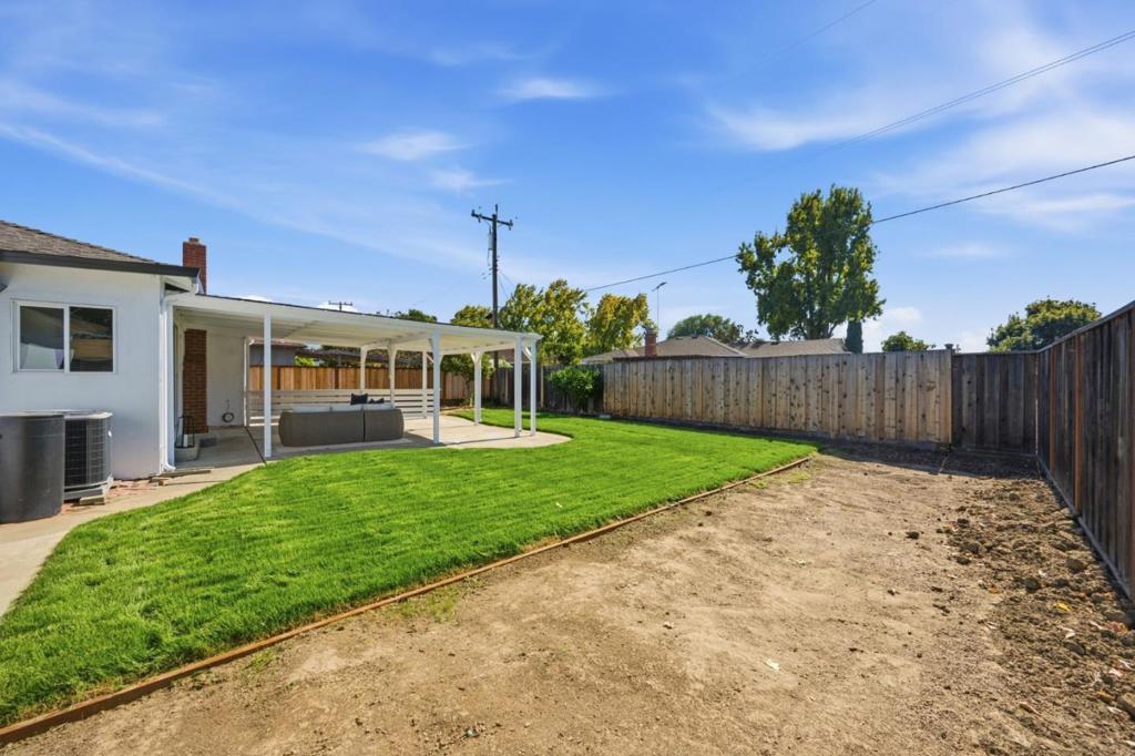 1858 Comstock Lane Property Photo 31