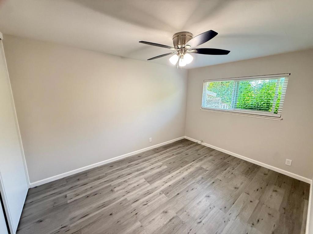 2583 Benton Street Property Photo 17