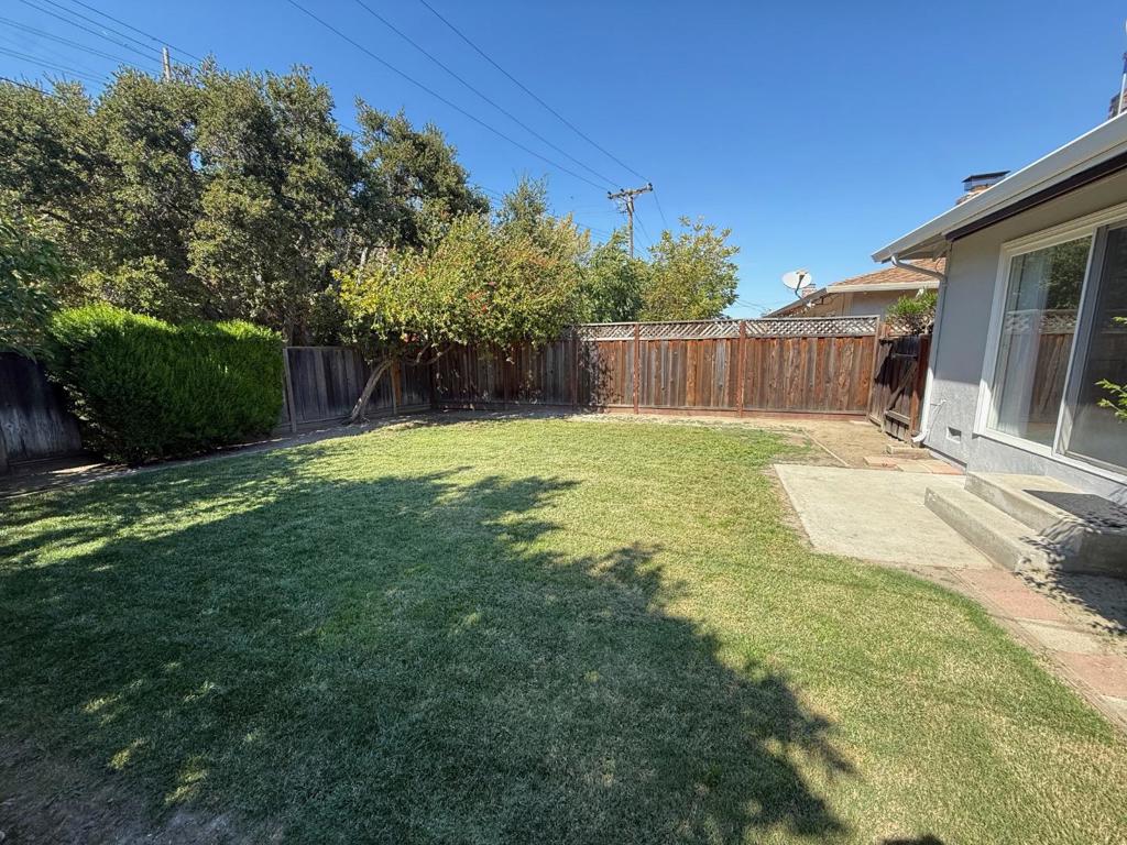 2583 Benton Street Property Photo 20