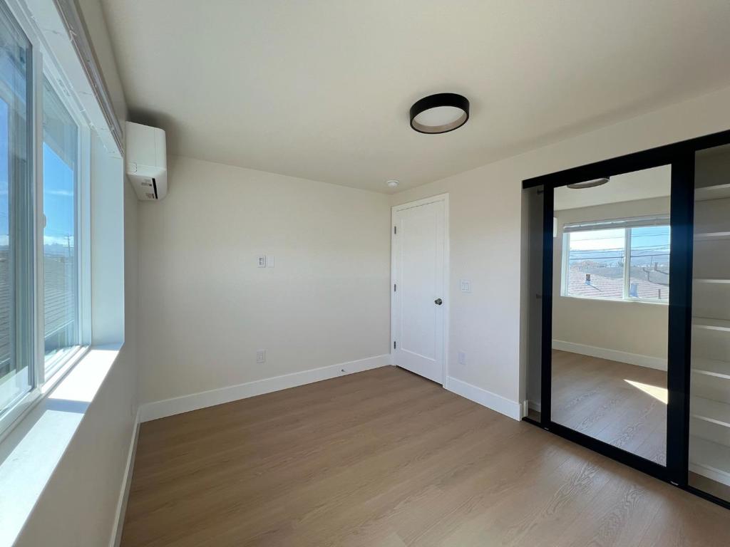532 Mayfair Avenue A Property Photo 19