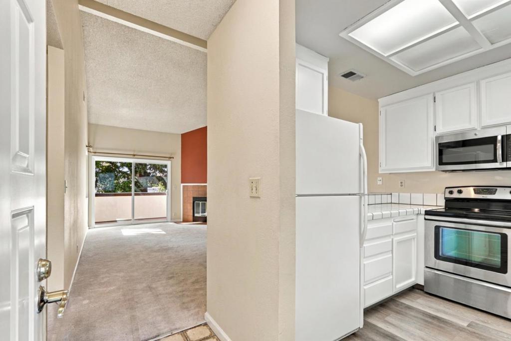 1400 Bowe Avenue 1206 Property Photo 4