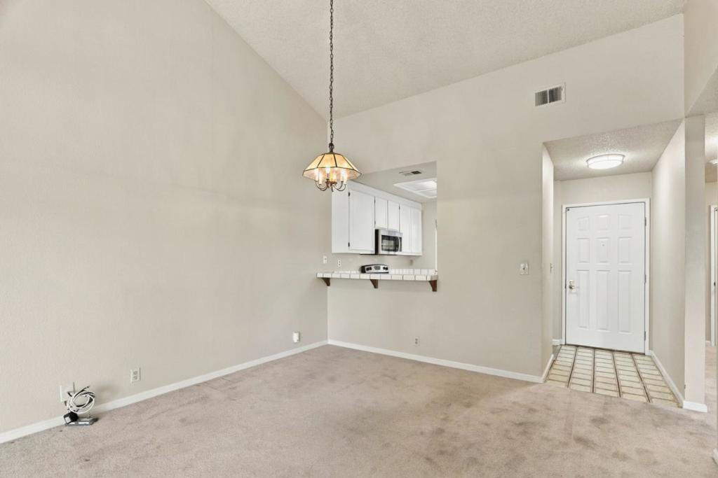 1400 Bowe Avenue 1206 Property Photo 9