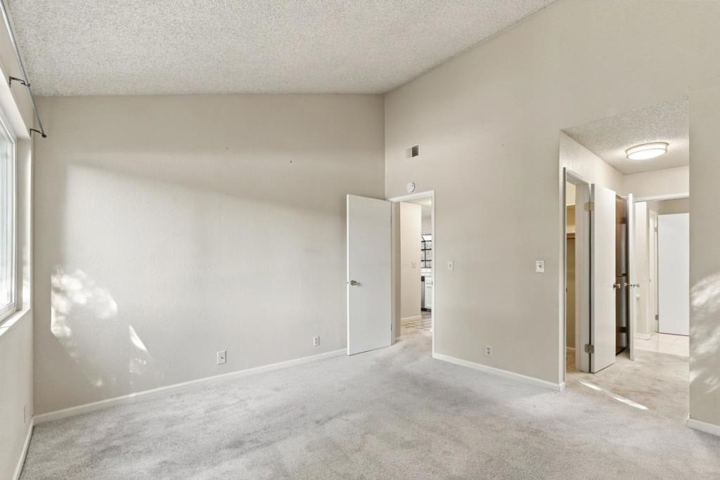 1400 Bowe Avenue 1206 Property Photo 14
