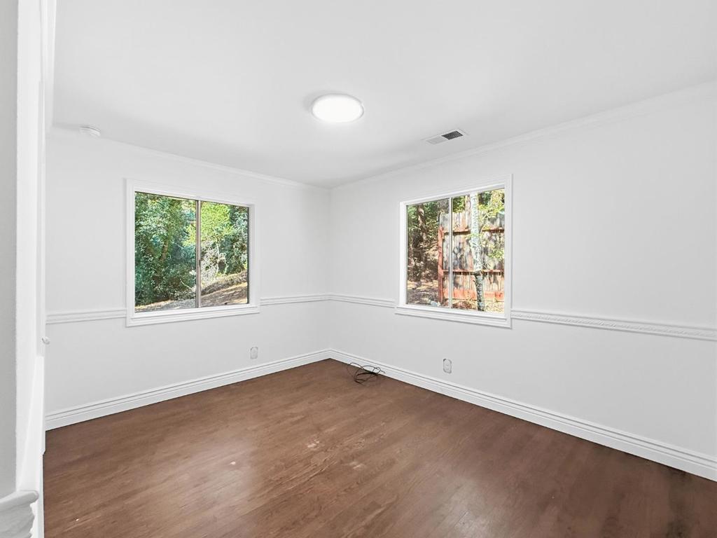 625 Nottingham Way Property Photo 26