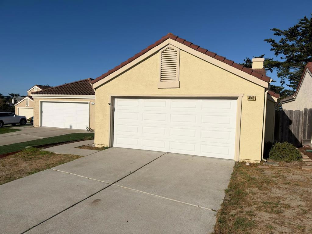 3249 Coral Way Property Photo 3