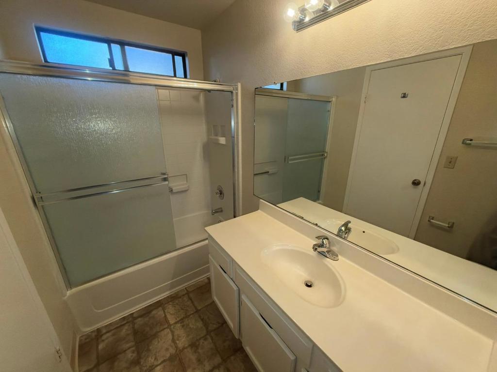 3249 Coral Way Property Photo 10