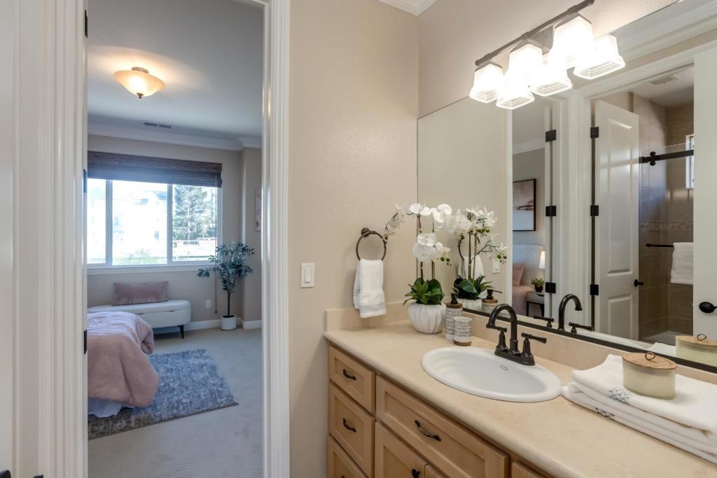 106 George Court Property Photo 26