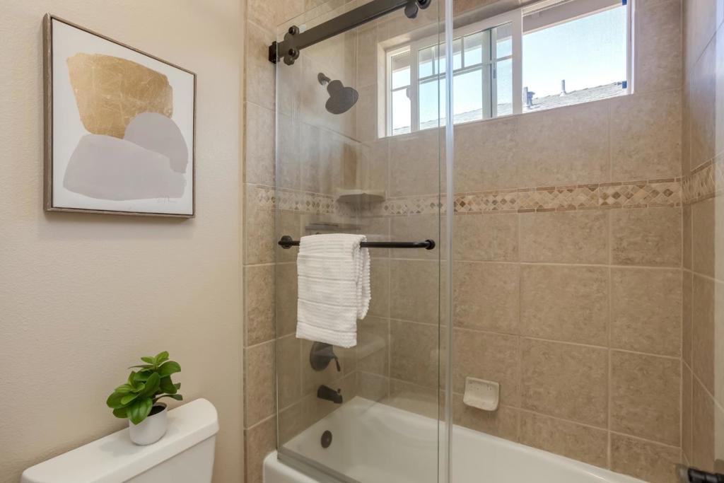 106 George Court Property Photo 27