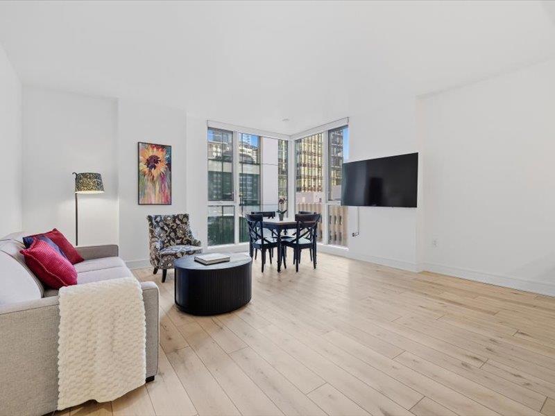 631 Folsom Street 7b Property Photo 7