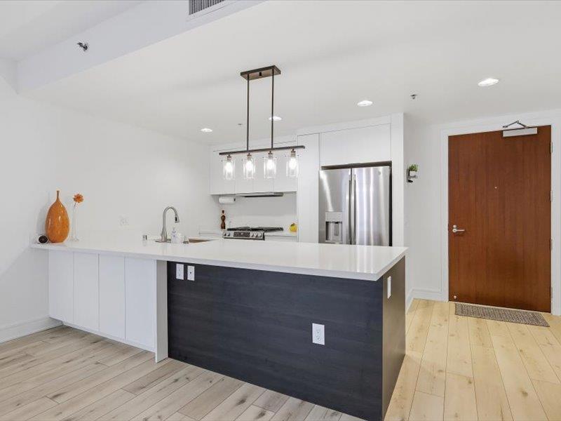 631 Folsom Street 7b Property Photo 12