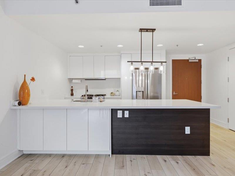631 Folsom Street 7b Property Photo 13