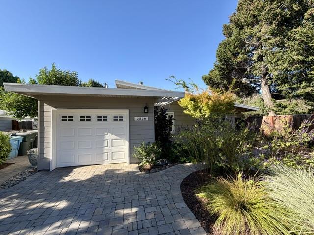 3530 Emerson Street Property Photo 2