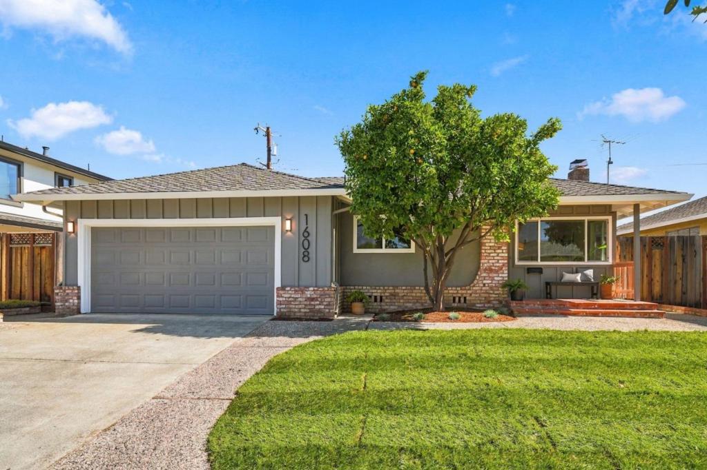 1608 Longspur Avenue Property Photo 1