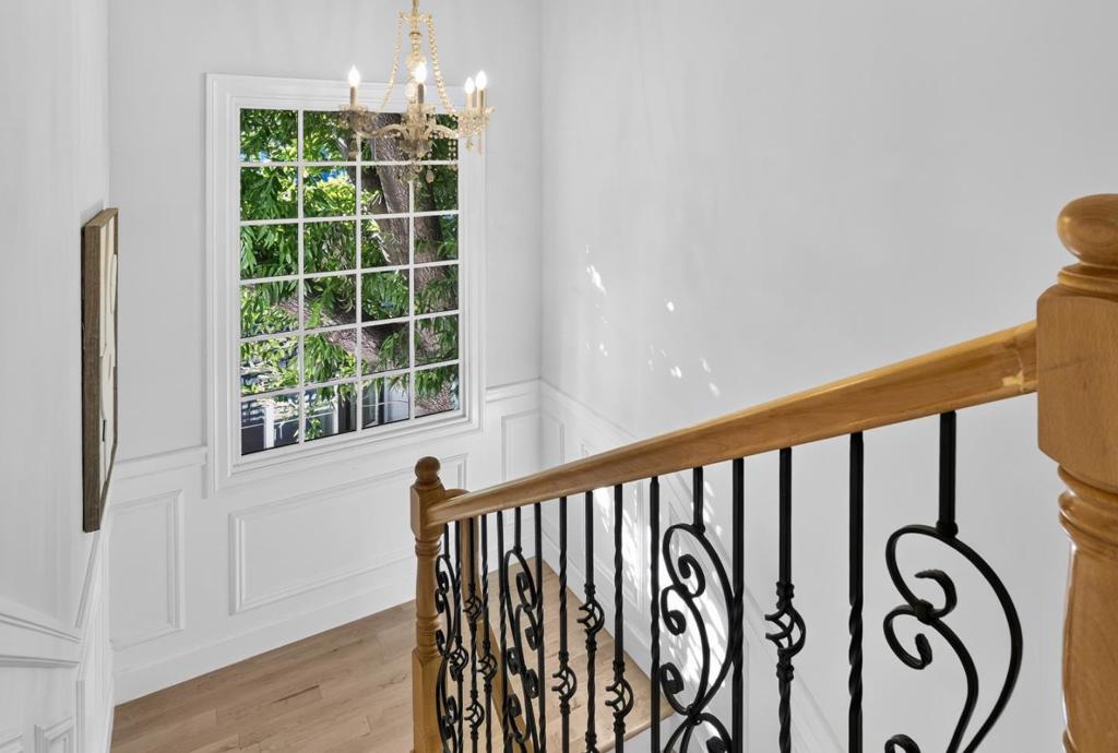 488 Gilbert Avenue Property Photo 15