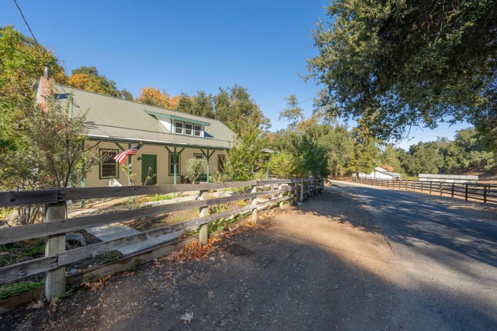 38652 Tassajara Road Property Photo 5