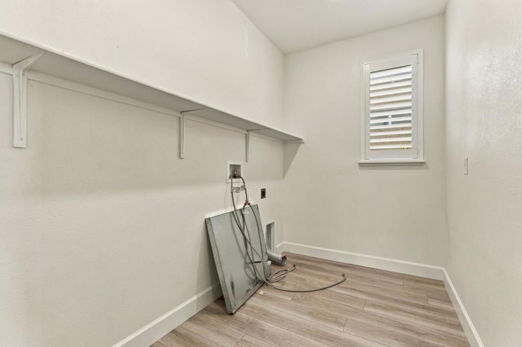 885 Fulton Way Property Photo 33