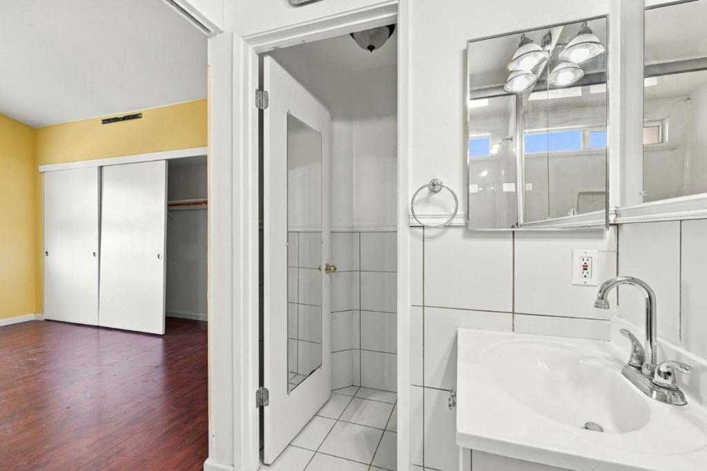 151 Wellington Place Property Photo 18