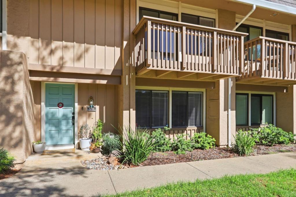 4744 Durango River Court Property Photo 7