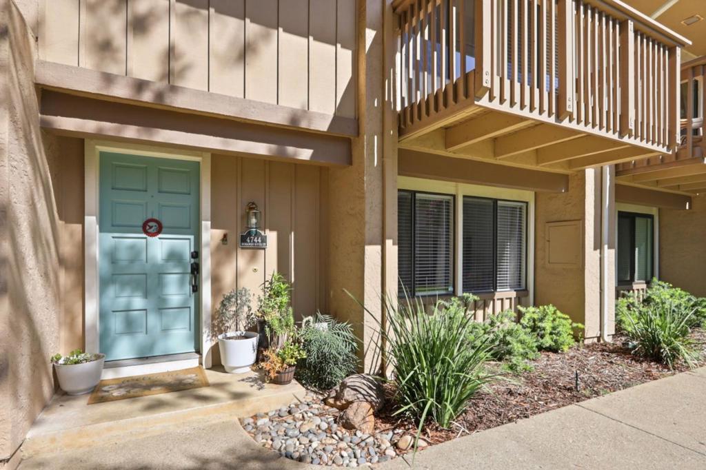 4744 Durango River Court Property Photo 8
