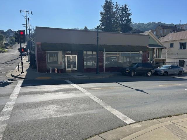 1303 Pomona Street Property Photo 1