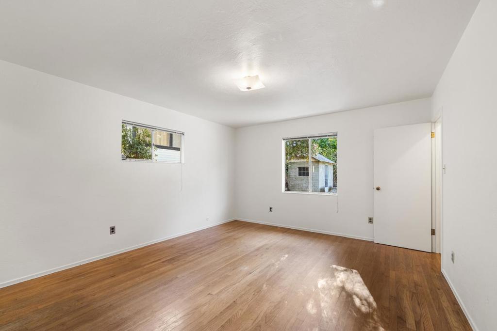 ML82064665 Property Photo 26