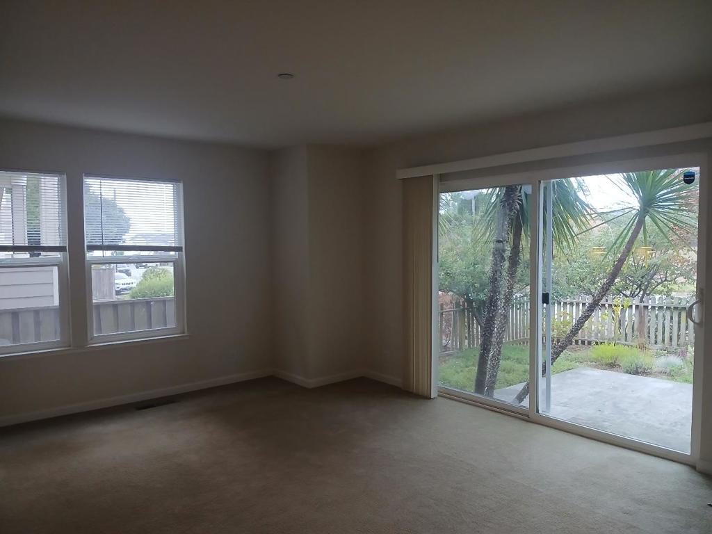 406 Coronado Street Property Photo 4