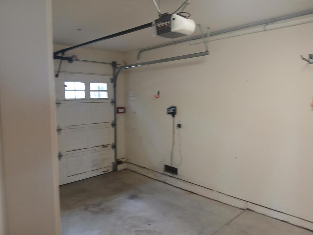 406 Coronado Street Property Photo 20