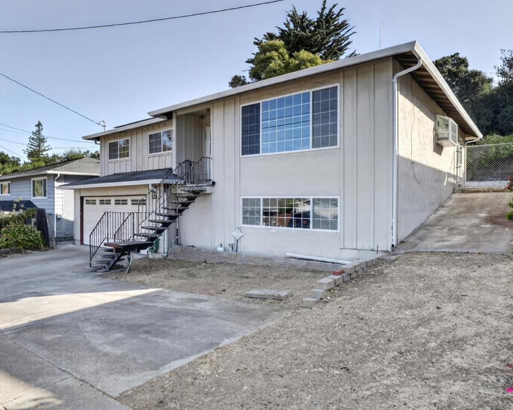 22372 Ralston Court Property Photo 1