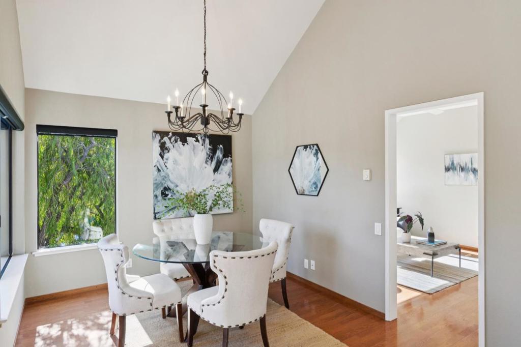 927 Shoreline Drive Property Photo 15