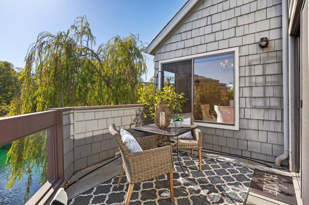 927 Shoreline Drive Property Photo 34