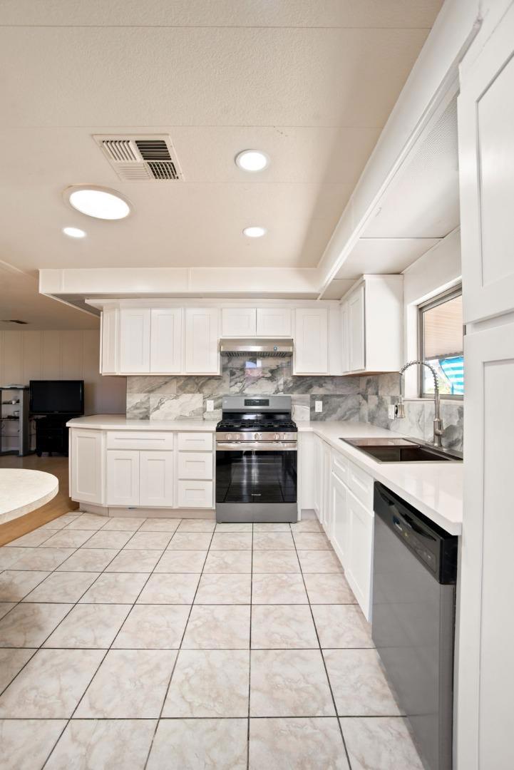 1845 Quimby Road 1845 Property Photo 7