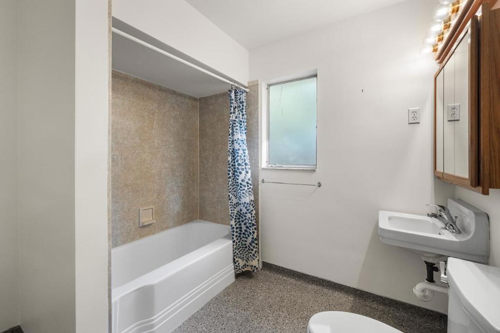 14961 National Avenue Property Photo 28